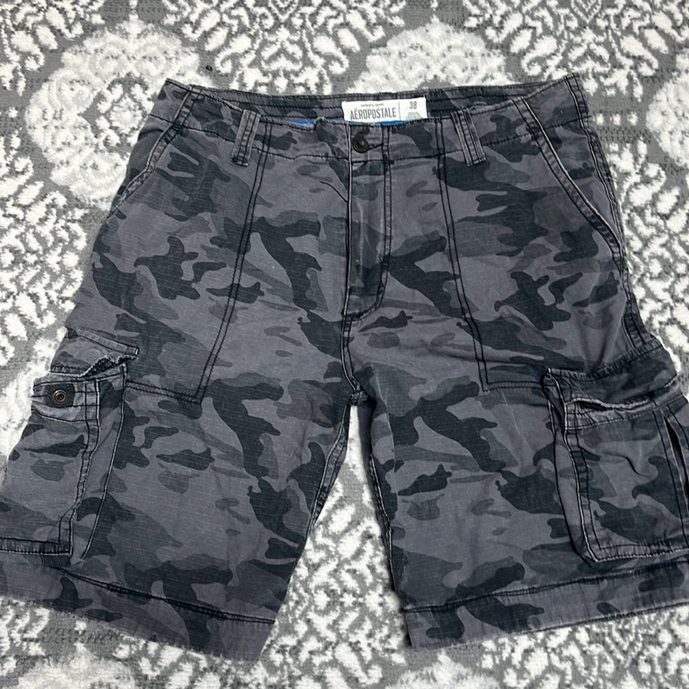 Aeropostale size 38 Men’s Cargo Shorts